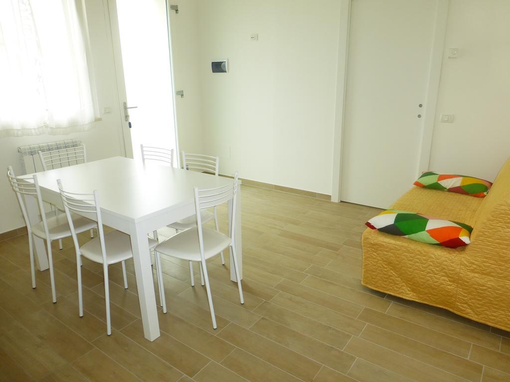 Apartamento A Due Passi Dal Mare Civitanova Marche Exterior foto